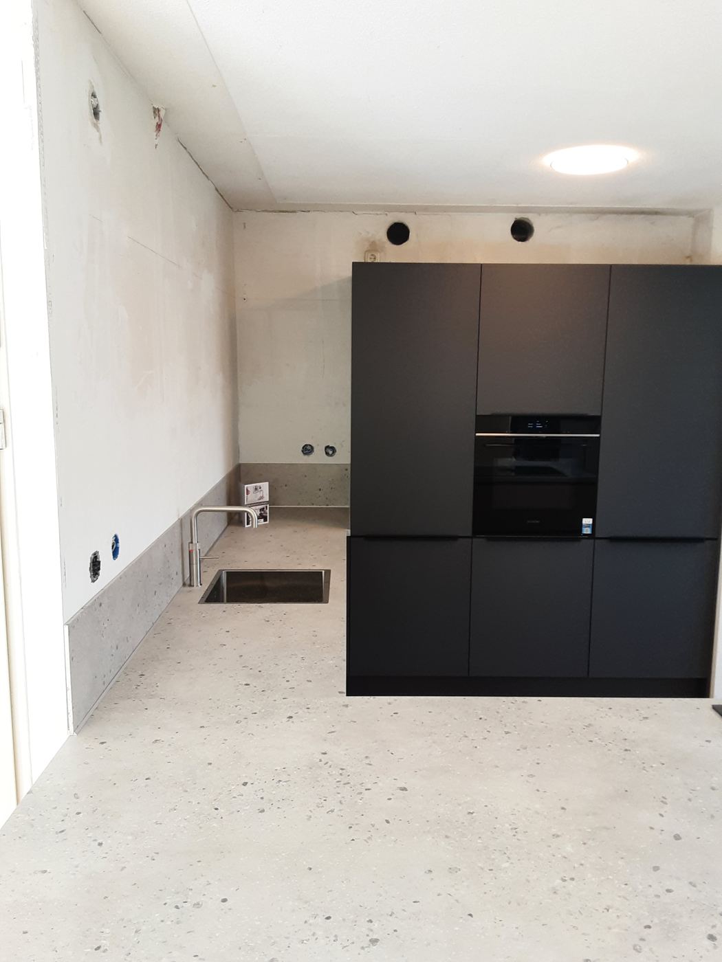 Afgewerkte keukenmontage door Express Installatie – foto 200