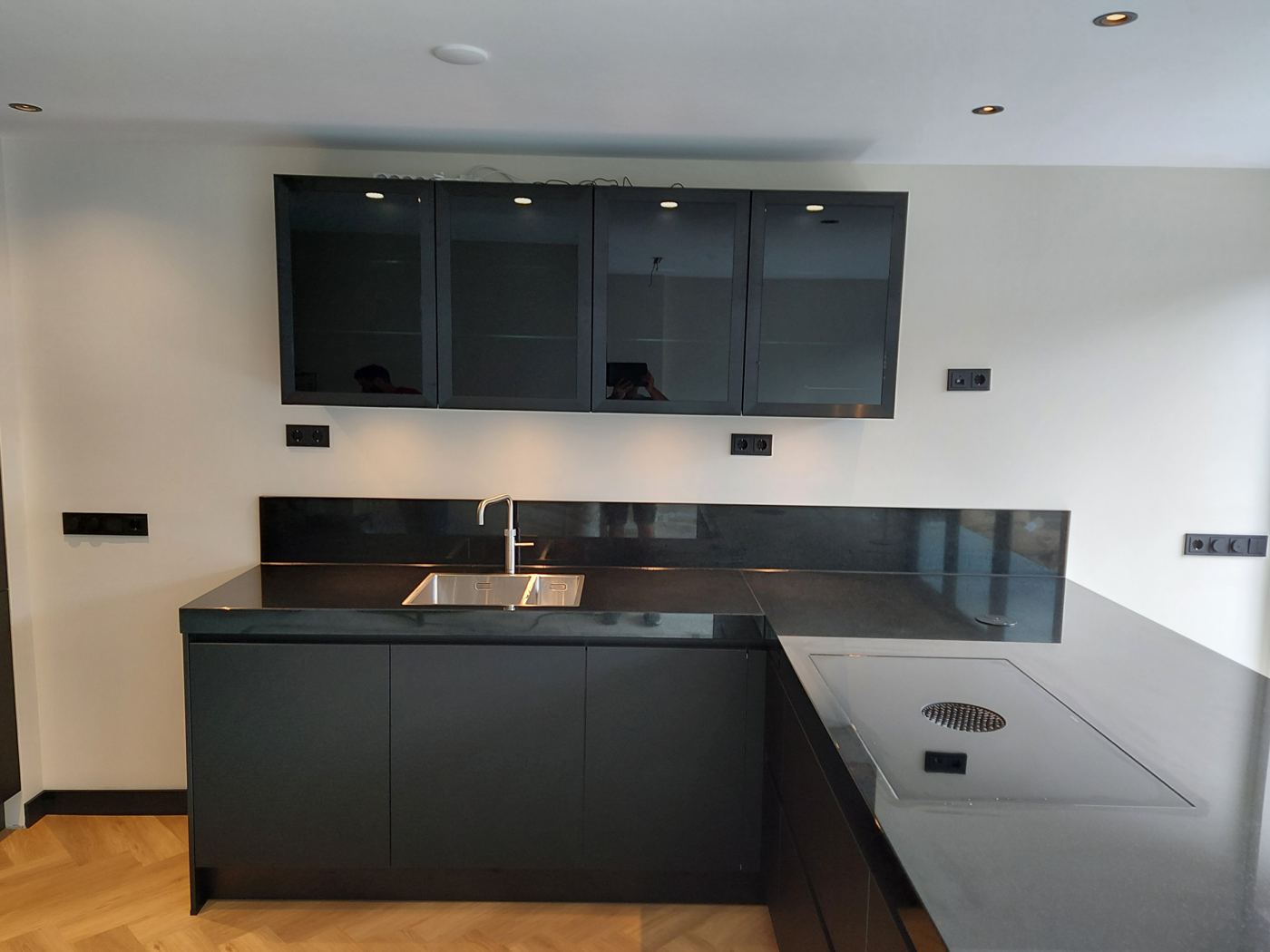 Geplaatste keuken door Express Installatie – foto 246